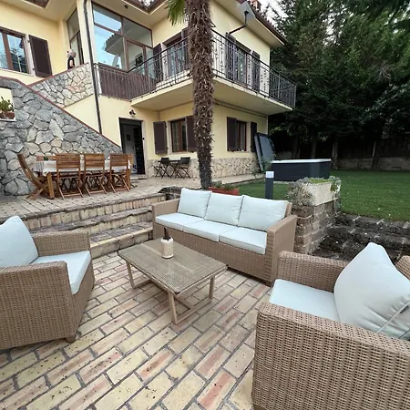 Hébergement de vacances Casa Antonia Maria Di Donato *